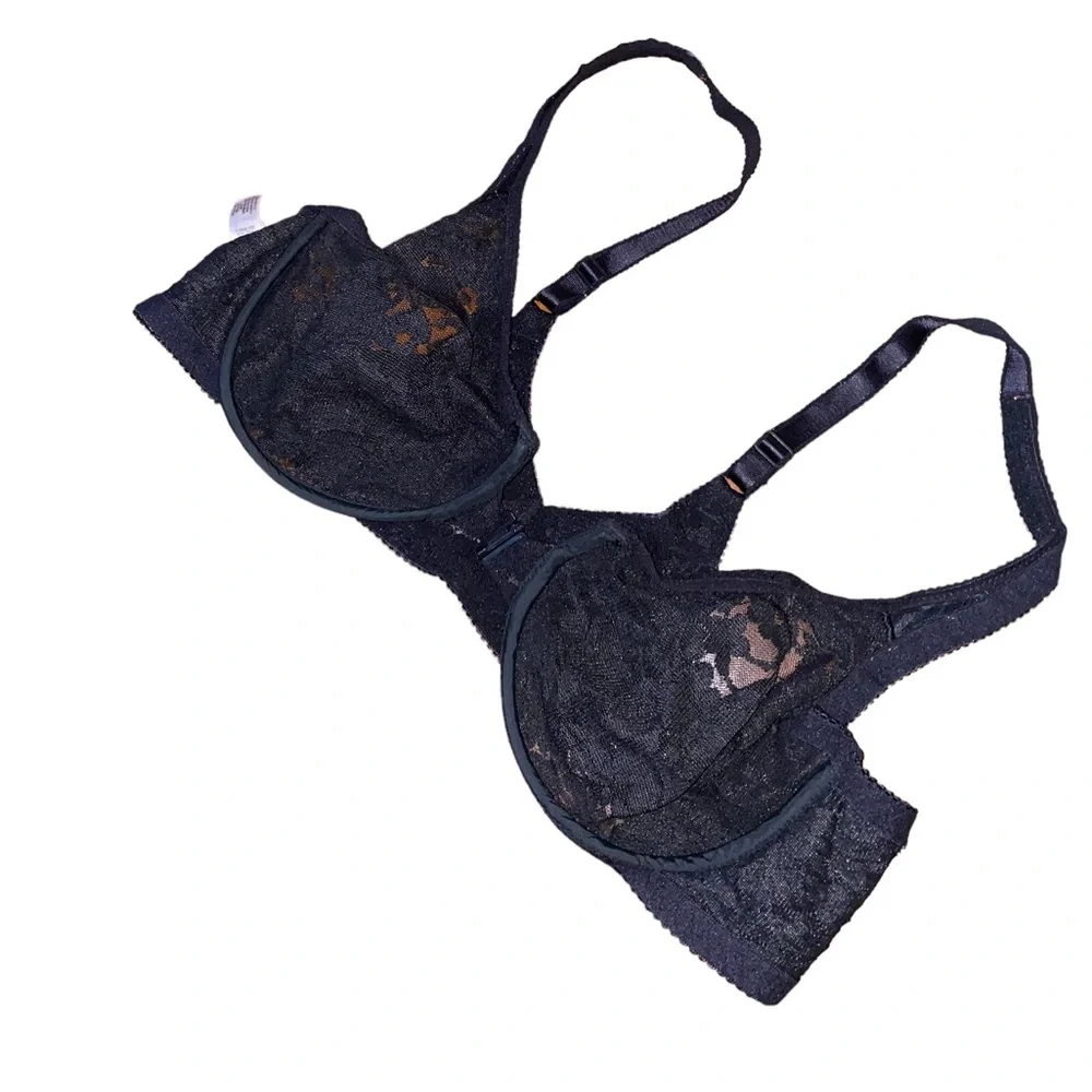 Nice black Victoria secret unlined lace/mesh bra 40C